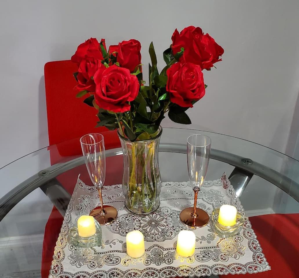 Lovely 2 Bedroom Apartment With 2 Entrance And Parking New York Exterior foto